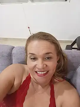 Sara hilton02 online show from 06/17/26, 01:41