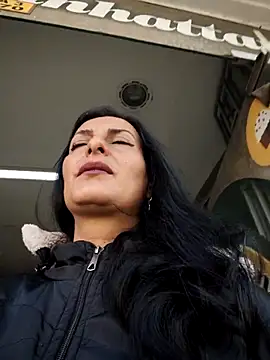 ALEJANDRA  28 online show from 07/27/26, 01:18