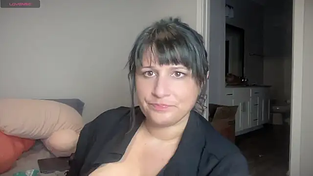 maddiliz online show from 03/12/25, 12:10