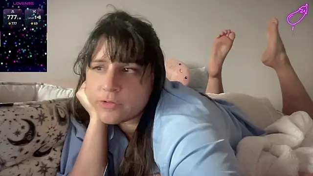 maddiliz online show from 03/22/25, 03:42