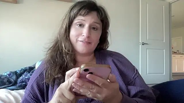 maddiliz online show from 10/22/25, 03:12