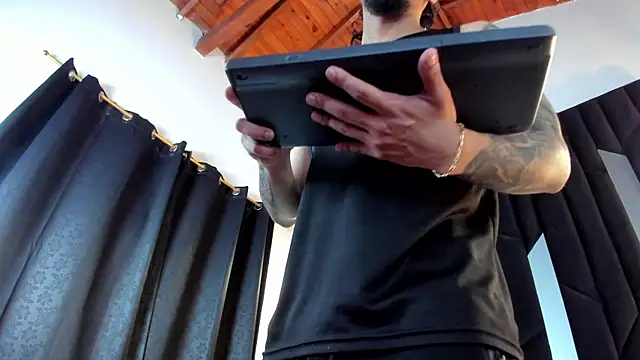 Justin WhiteJS online show from 06/14/26, 07:05