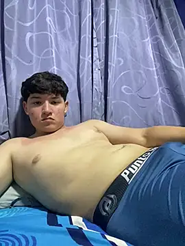 cacvz07 online show from 06/07/26, 03:32