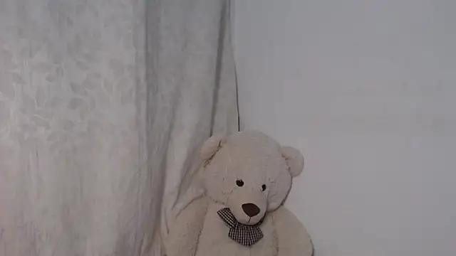 Snapshot of Celeste222- chatting on 07/03/26, 12:28 Celeste222- online show from 07/03/26, 12:28