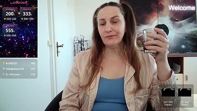 Snapshot of Yevgeshka-Milashka chatting on 02/16/25, 10:21 Yevgeshka-Milashka online show from 02/16/25, 10:21