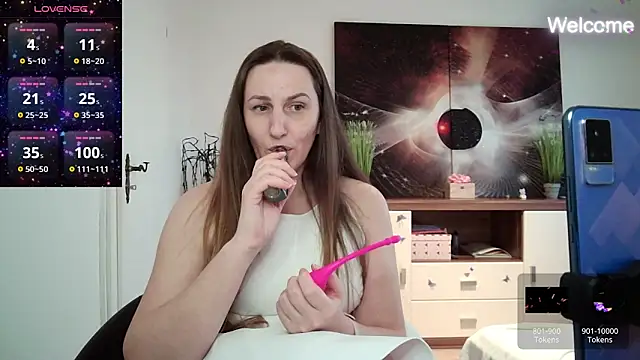 Snapshot of Yevgeshka-Milashka chatting on 02/17/25, 04:15 Yevgeshka-Milashka online show from 02/17/25, 04:15