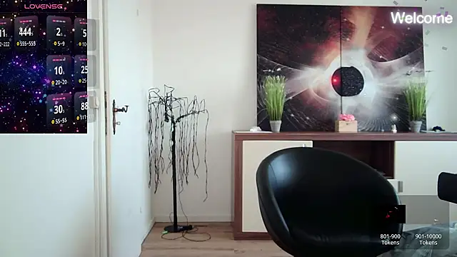 Snapshot of Yevgeshka-Milashka chatting on 02/20/25, 09:22 Yevgeshka-Milashka online show from 02/20/25, 09:22