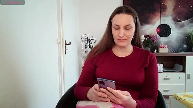 Snapshot of Yevgeshka-Milashka chatting on 03/16/25, 03:17 Yevgeshka-Milashka online show from 03/16/25, 03:17