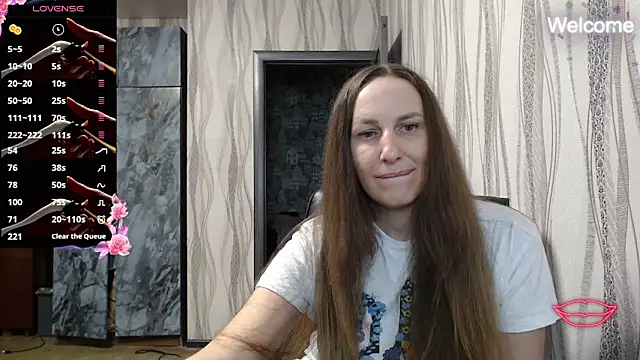 Snapshot of Yevgeshka-Milashka chatting on 10/20/25, 06:08 Yevgeshka-Milashka online show from 10/20/25, 06:08