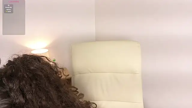 zoemoon1  online show from 06/26/26, 03:22