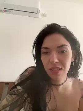 Snapshot of Laraasky chatting on 06/02/26, 07:16 Laraasky online show from 06/02/26, 07:16