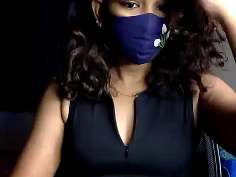 Snapshot of Nisha-moon chatting on 06/16/26, 06:38 Nisha-moon online show from 06/16/26, 06:38