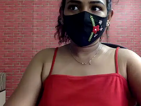 Snapshot of Nisha-moon chatting on 07/20/26, 11:56 Nisha-moon online show from 07/20/26, 11:56