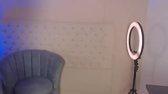 alexa   11 online show from 06/22/26, 12:24