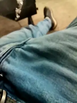 Singlemaleforcouples online show from 12/20/24, 11:21