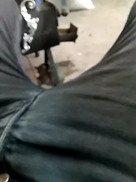 Singlemaleforcouples online show from 12/29/24, 10:45