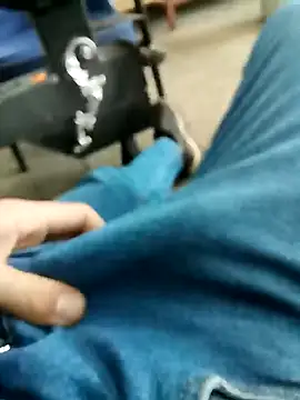 Singlemaleforcouples online show from 01/06/25, 10:13