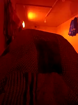 Singlemaleforcouples online show from 03/03/26, 12:39