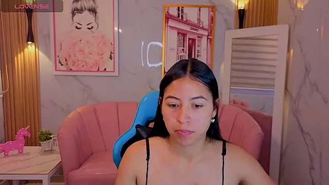 Snapshot of lia_x_a chatting on 06/17/26, 01:01 lia x a online show from 06/17/26, 01:01