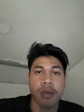 ChocoYummyHotdog online show from 06/03/26, 12:08