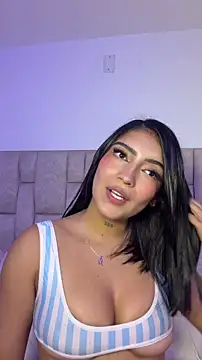 Nicolegh  online show from 06/17/26, 02:03