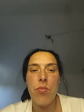 Snapshot of Cassia_Lux_Royal chatting on 07/03/26, 05:41 Cassia Lux Royal online show from 07/03/26, 05:41