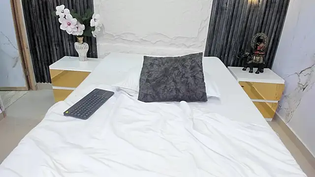Chloe dreams4u online show from 07/06/26, 03:03