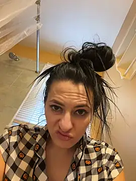 Snapshot of smoothkissx chatting on 01/11/25, 02:25 smoothkissx online show from 01/11/25, 02:25