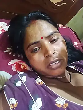 KRITIKA01990 online show from 07/11/26, 07:27
