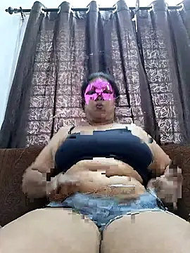 Hot Sreeja Tamil online show from 07/15/26, 06:51