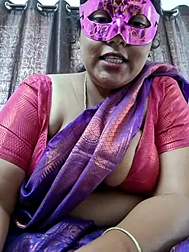 Hot Sreeja Tamil online show from 08/03/26, 09:04
