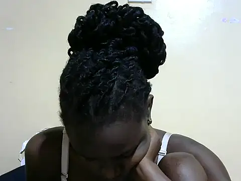 Snapshot of wild_vixen chatting on 07/10/26, 11:29 wild vixen online show from 07/10/26, 11:29