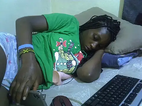 cuddle lover1 online show from 06/28/26, 08:04