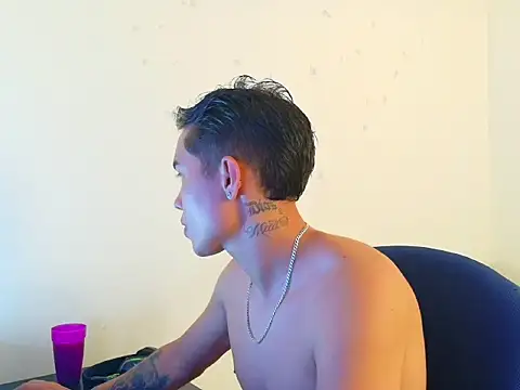 sexy poseidon online show from 06/05/26, 04:13