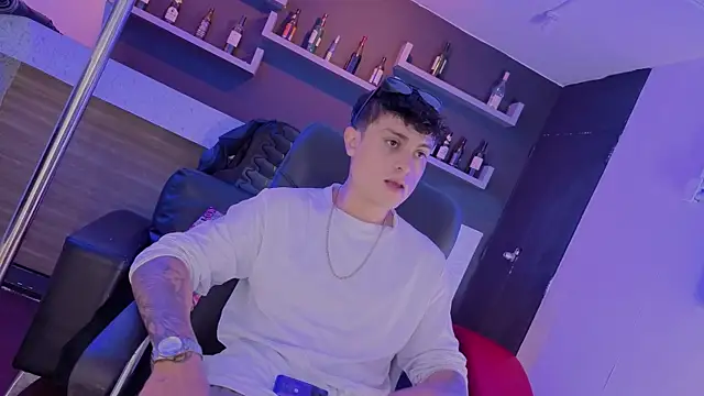 angel still  online show from 07/18/26, 04:49