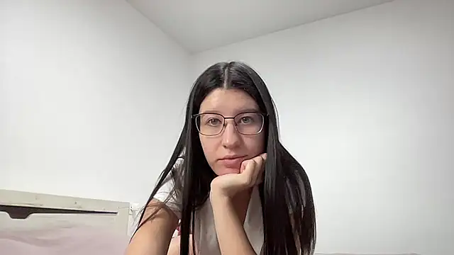 Leeka 08 online show from 07/04/26, 01:39