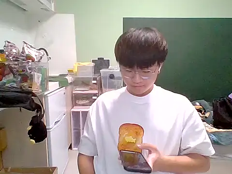 Yang 571 online show from 06/22/26, 04:59