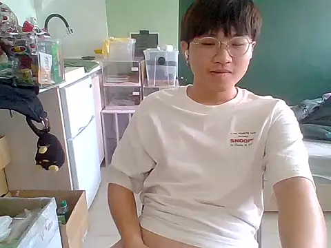 Yang 571 online show from 06/24/26, 05:06