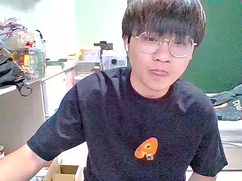 Yang 571 online show from 07/16/26, 03:40