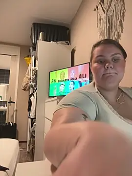 chubbyqueenbb online show from 06/04/26, 08:59