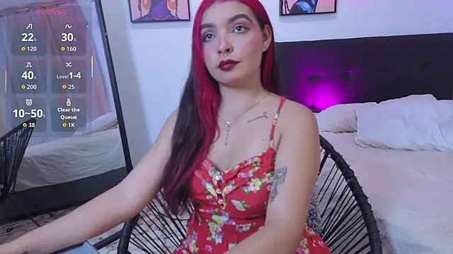 Snapshot of Maia_Mancini5 chatting on 06/26/26, 07:51 Maia Mancini5 online show from 06/26/26, 07:51