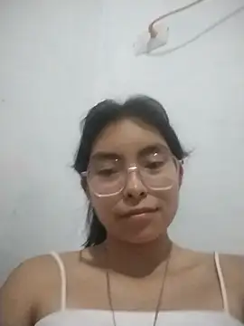 Snapshot of Tuconejita21 chatting on 06/21/26, 02:36 Tuconejita21 online show from 06/21/26, 02:36