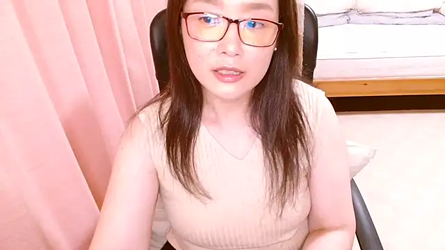 LENA-xo online show from 06/27/26, 07:13