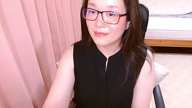 LENA-xo online show from 07/02/26, 04:02