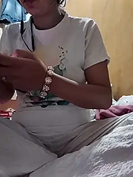 Romantic riya 06 online show from 07/25/26, 03:42