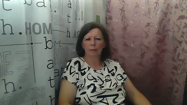 Snapshot of Schastlivaya43 chatting on 06/11/26, 08:07 Schastlivaya43 online show from 06/11/26, 08:07