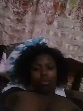 Snapshot of _Cillah chatting on 06/11/26, 07:23 Cillah online show from 06/11/26, 07:23