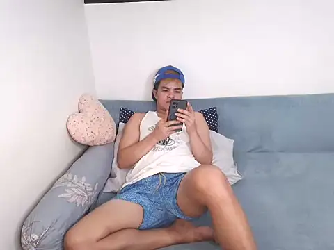 yourmikexxx online show from 07/18/26, 12:09
