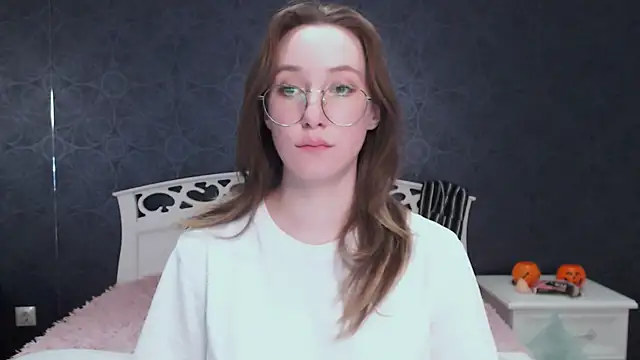 Niixi online show from 06/13/26, 03:54