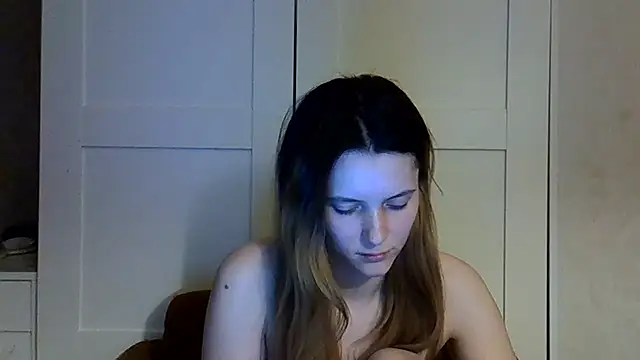 KatteLightX online show from 06/04/26, 07:42